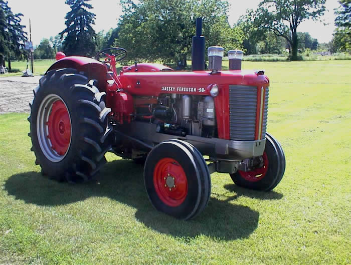 Antique Massey Ferguson 98 Tractor Restoration